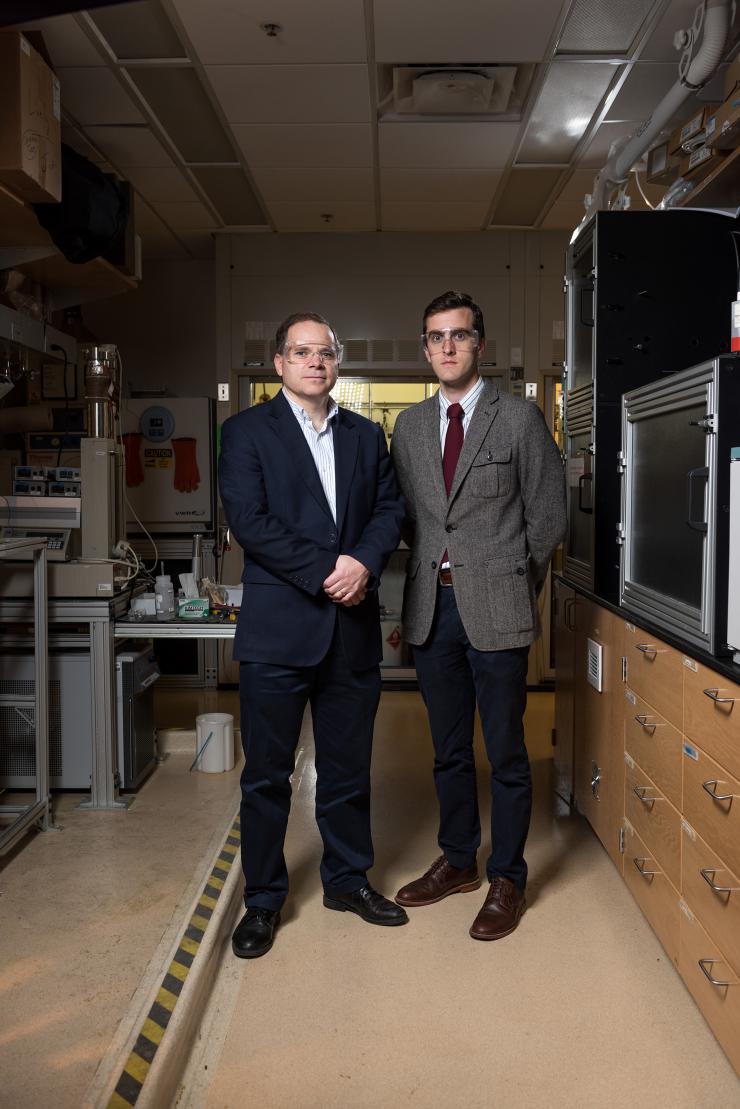 <p>Thermally-based industrial chemical separation processes such as distillation now account for 10 to 15 percent of the world’s annual energy use. Researchers at the Georgia Institution of Technology are suggesting seven energy-intensive separation processes they believe should be the top targets for research into low-energy purification technologies. Shown are (l-r) David Sholl and Ryan Lively. (Credit: Rob Felt, Georgia Tech)</p>