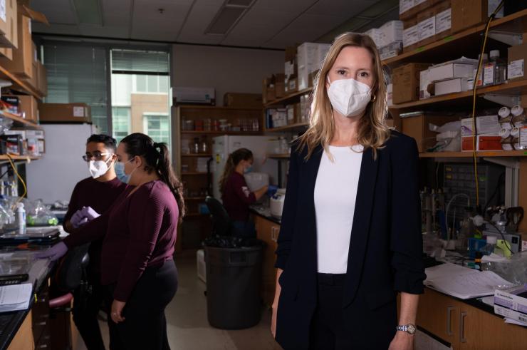 <p>Susan N. Thomas in her lab</p>