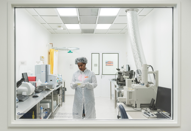 Asia Wilson in the IEN Bio Cleanroom