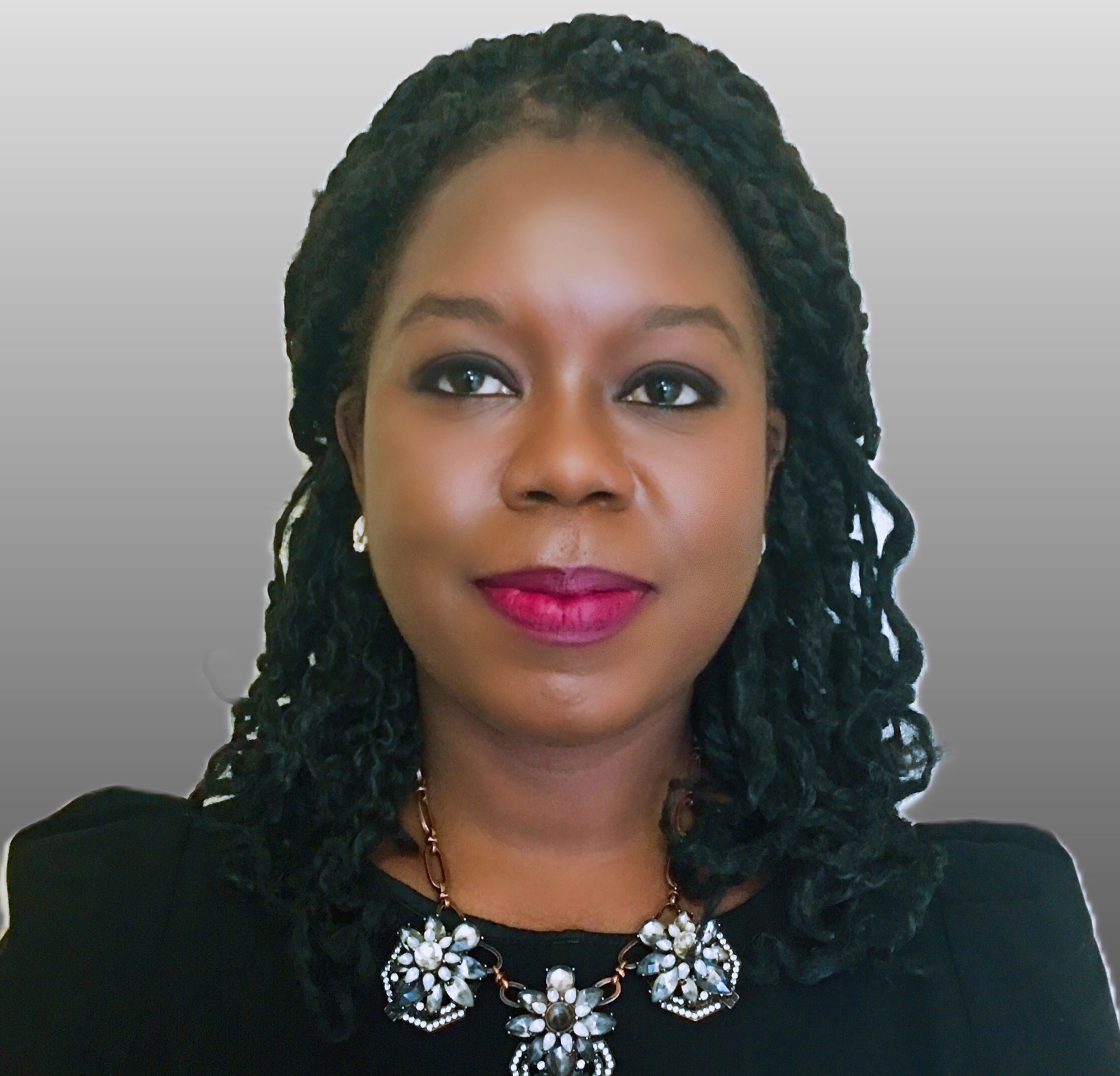 Pamela Clarke headshot